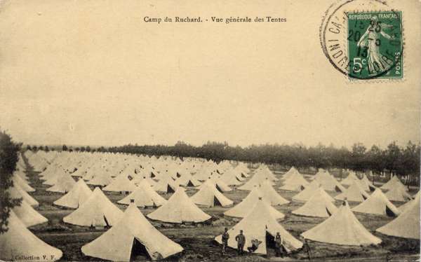 Vue générale des tentes